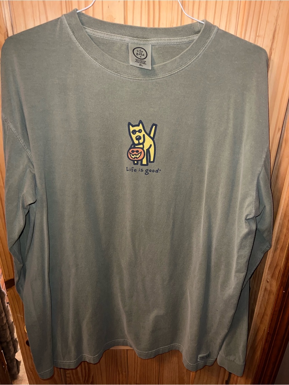 Life is Good Mens Original Vintage Halloween Dog & Pumpkin LS T-Shirt XL